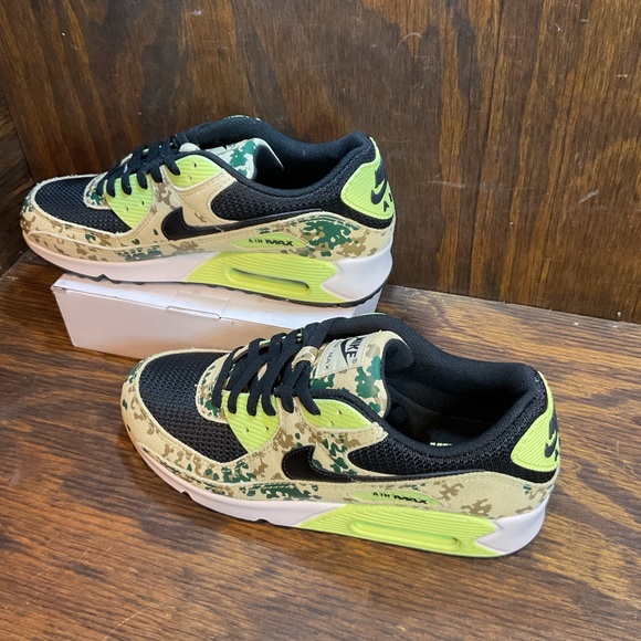 Nike Air Max 90 Premium Camo Pack - Gold Light Lemon TwistMens Sz9 New